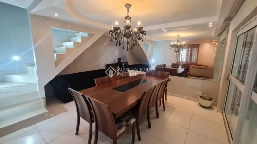 Sobrado com 4 Quartos à venda, 224m² no Campestre, Santo André