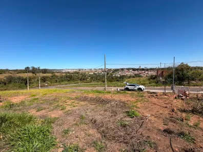Lote/Terreno à venda, 360m² no Centro, Araxá