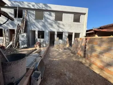 Casa com 2 Quartos à venda, 60m² no Mantiqueira, Belo Horizonte