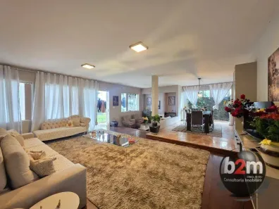 Sobrado com 4 Quartos para alugar, 500m² no Adalgisa, Osasco