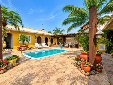 Casa com 3 Quartos à venda, 210m² no Estância Velha, Canoas
