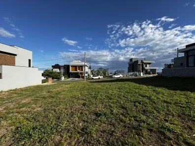 Lote/Terreno à venda, 267m² no Centro, Gravataí