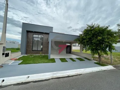 Casa de Condomínio com 3 Quartos à venda, 170m² no Cecap, Taubaté
