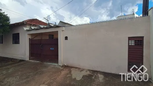 Casa com 2 Quartos para alugar, 100m² no Boa Vista, Limeira