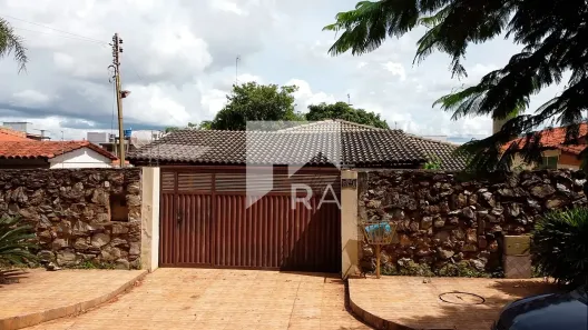 Casa com 3 Quartos à venda, 250m² no Jardim Oriente, Valparaíso de Goiás