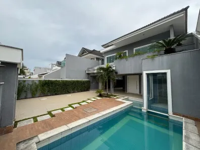 Casa de Condomínio com 6 Quartos à venda, 296m² no Barra da Tijuca, Rio de Janeiro