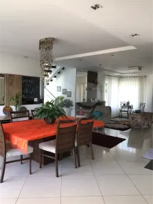 Casa de Condomínio com 4 Quartos à venda, 400m² no Parque Residencial Itapeti, Mogi das Cruzes
