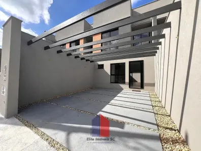 Sobrado com 3 Quartos à venda, 135m² no Anita Garibaldi, Joinville