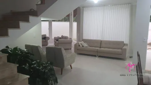 Sobrado com 3 Quartos à venda, 290m² no Jardim Universitário, Leme