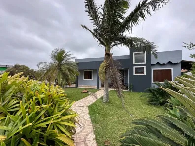 Casa com 4 Quartos à venda, 130m² no , Imbé