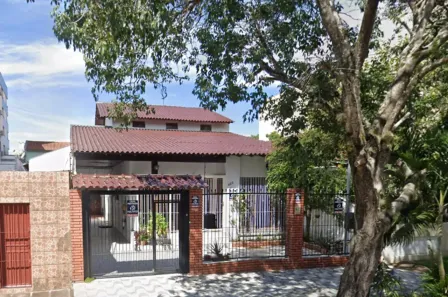 Casa com 4 Quartos para alugar, 200m² no Partenon, Porto Alegre