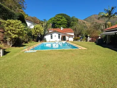 Casa com 4 Quartos à venda, 390m² no Corrêas, Petrópolis