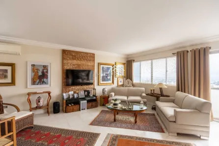 Apartamento com 3 Quartos à venda, 147m² no Cristo Rei, Curitiba