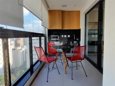 Apartamento com 3 Quartos para alugar, 250m² no Indianópolis, São Paulo