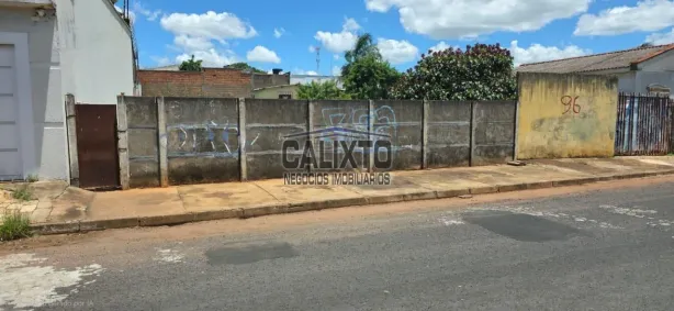 Lote/Terreno à venda, 293m² no Presidente Roosevelt, Uberlândia