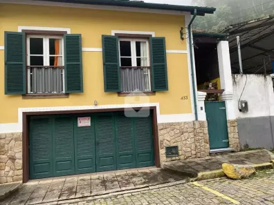 Casa com 2 Quartos à venda, 74m² no Centro, Petrópolis