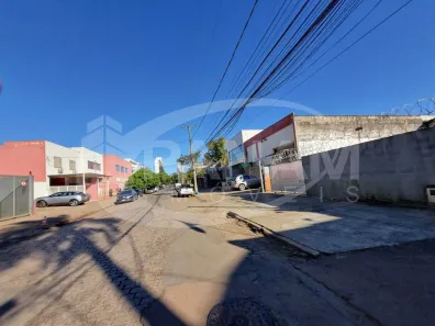 Galpão/Depósito/Armazém à venda, 489m² no Santa Maria Goretti, Porto Alegre