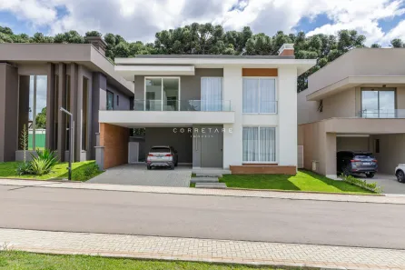 Casa com 3 Quartos à venda, 310m² no Santa Felicidade, Curitiba