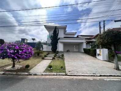 Sobrado com 3 Quartos à venda, 211m² no Convívio Residencial Santana, Arujá