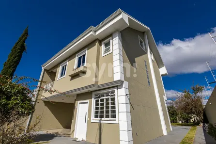 Casa com 3 Quartos à venda, 226m² no Ahú, Curitiba