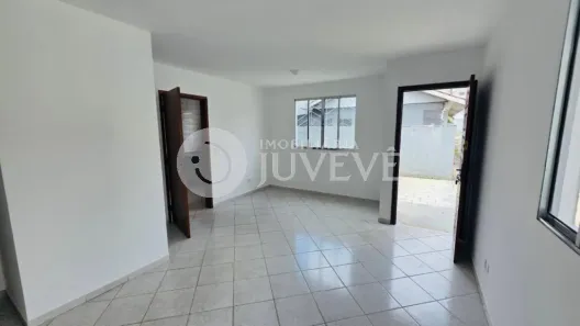 Casa com 2 Quartos para alugar, 60m² no Santa Cândida, Curitiba
