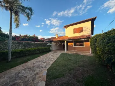Casa com 4 Quartos à venda, 184m² no , São Bento do Sapucaí