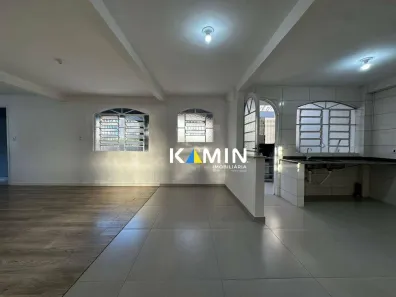 Casa com 3 Quartos para alugar, 90m² no Cidade Industrial, Curitiba