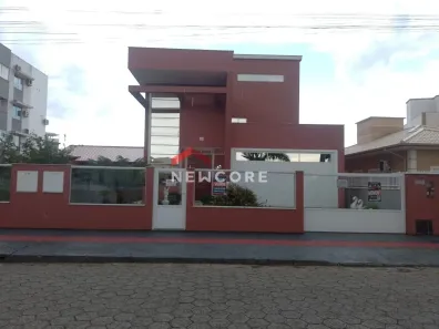 Casa com 3 Quartos à venda, 257m² no Praia de Fora, Palhoça