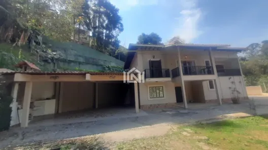 Casa de Condomínio com 4 Quartos para alugar, 346m² no Parque Primavera, Carapicuíba