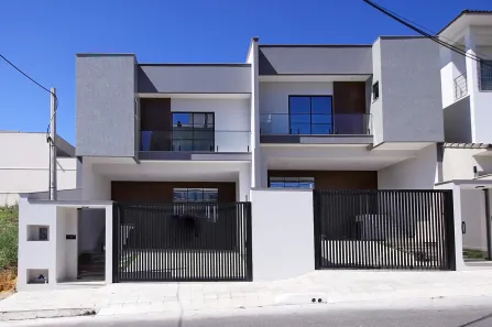 Casa com 3 Quartos à venda, 215m² no Jardim Belvedere, Volta Redonda