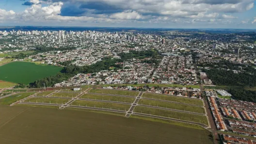 Lote/Terreno à venda, 375m² no FAG, Cascavel
