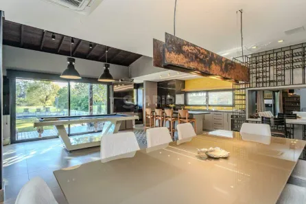 Casa de Condomínio com 4 Quartos para alugar, 450m² no Belém Novo, Porto Alegre