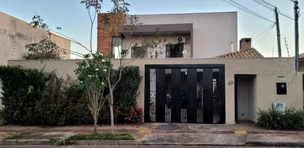 Sobrado com 3 Quartos à venda, 250m² no Vila Vilas Boas, Campo Grande