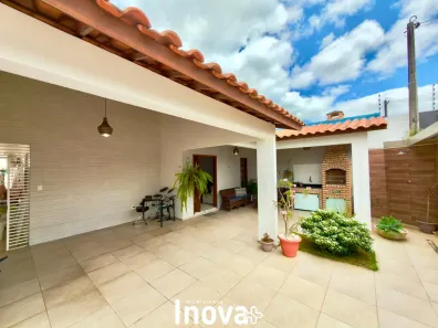 Casa com 3 Quartos à venda, 143m² no Boa Vista, Caruaru