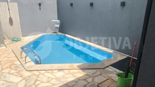 Casa com 3 Quartos à venda, 157m² no Santa Rosa, Uberlândia
