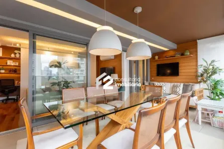 Apartamento com 3 Quartos para alugar, 132m² no Cidade Monções, São Paulo