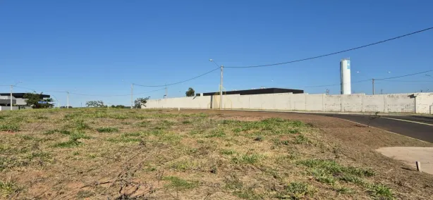 Lote/Terreno à venda, 300m² no Residencial Villa de León, Piratininga
