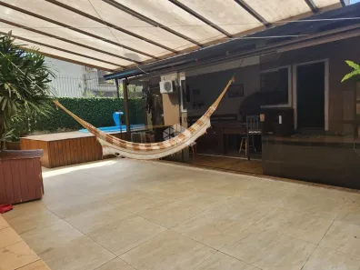 Casa com 5 Quartos à venda, 170m² no Hípica, Porto Alegre