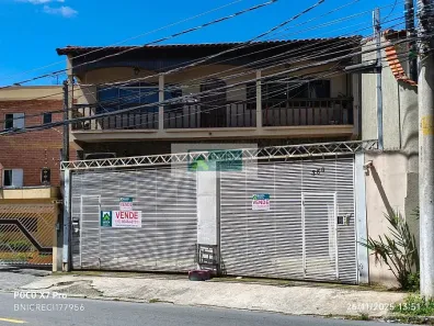 Sobrado com 3 Quartos à venda, 467m² no Vila Valparaíso, Santo André