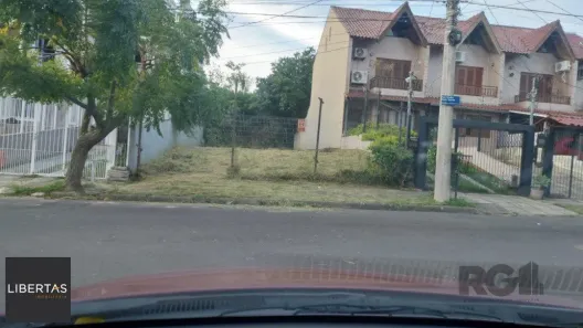 Lote/Terreno à venda, 207m² no Guarujá, Porto Alegre