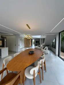 Casa de Condomínio com 3 Quartos à venda, 286m² no Jardins Madri, Goiânia
