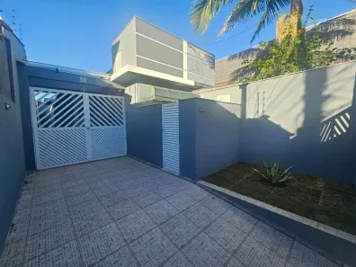 Casa com 2 Quartos à venda, 83m² no Centro, Peruíbe