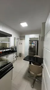 Casa com 3 Quartos à venda, 210m² no Parque Residencial Carandá, Presidente Prudente
