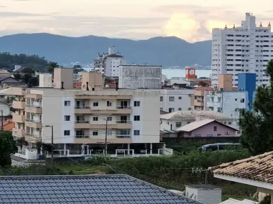 Apartamento com 2 Quartos à venda, 70m² no Areias, São José