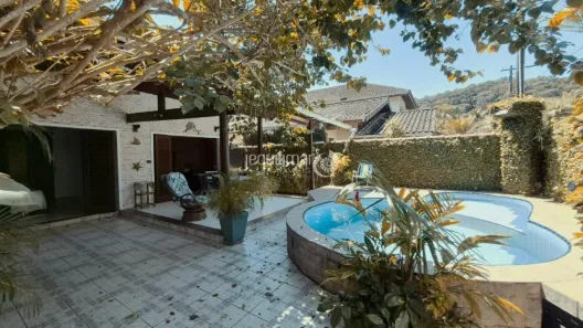Casa de Condomínio com 2 Quartos para alugar, 300m² no Balneário Praia do Pernambuco, Guarujá