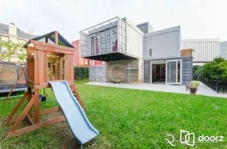Casa com 3 Quartos à venda, 333m² no Teresópolis, Porto Alegre