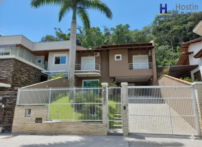 Sobrado com 3 Quartos à venda, 208m² no Rocio Grande, São Francisco do Sul