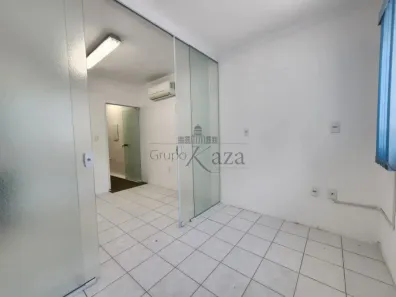 Imóvel Comercial com 3 Quartos para alugar, 126m² no Residencial Bosque dos Ipês, São José dos Campos