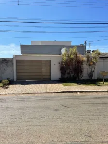 Casa com 3 Quartos à venda, 130m² no Jardim Mariliza, Goiânia