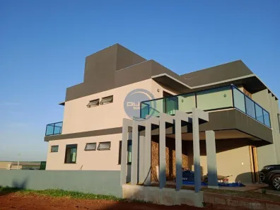 Sobrado com 4 Quartos à venda, 370m² no , Paranapanema